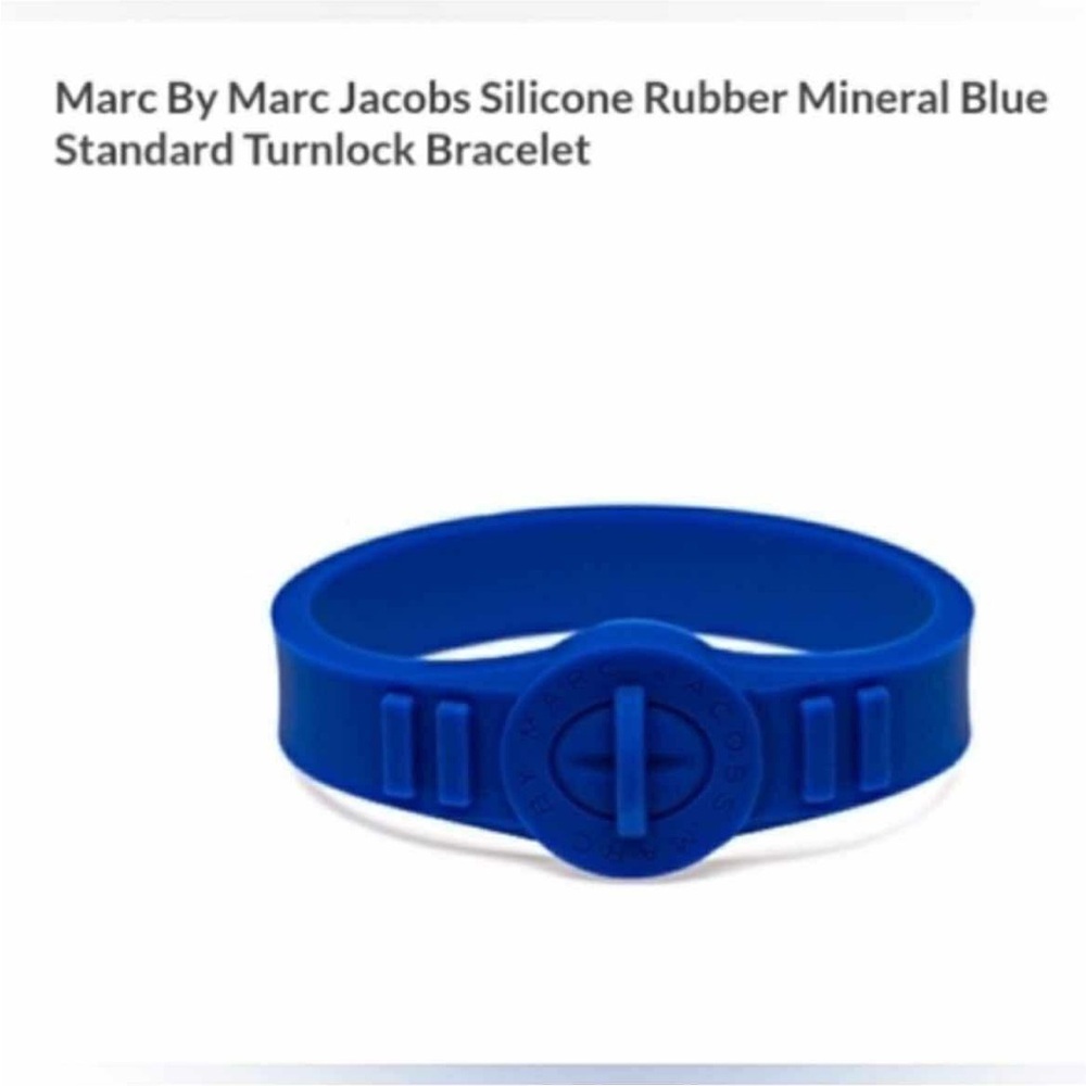 Marc Jacobs Vibrant Blue Silicone Bracelet